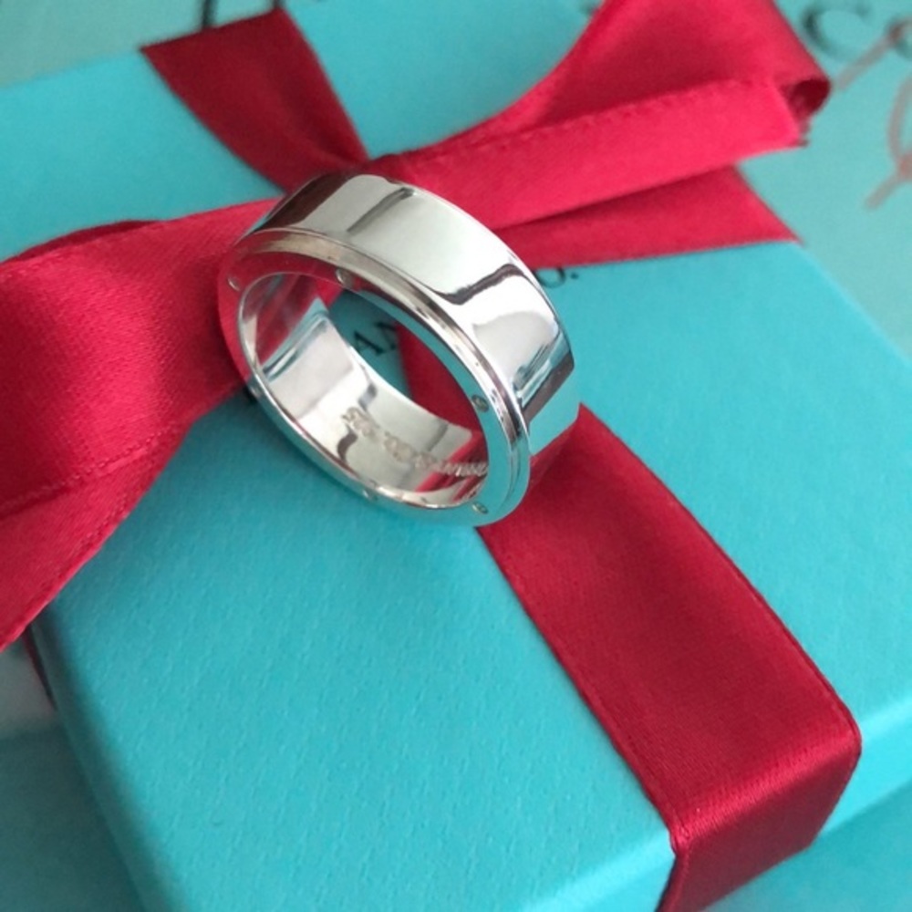 🌹Size 11  UNISEX Tiffany Metropolis Unisex Ring